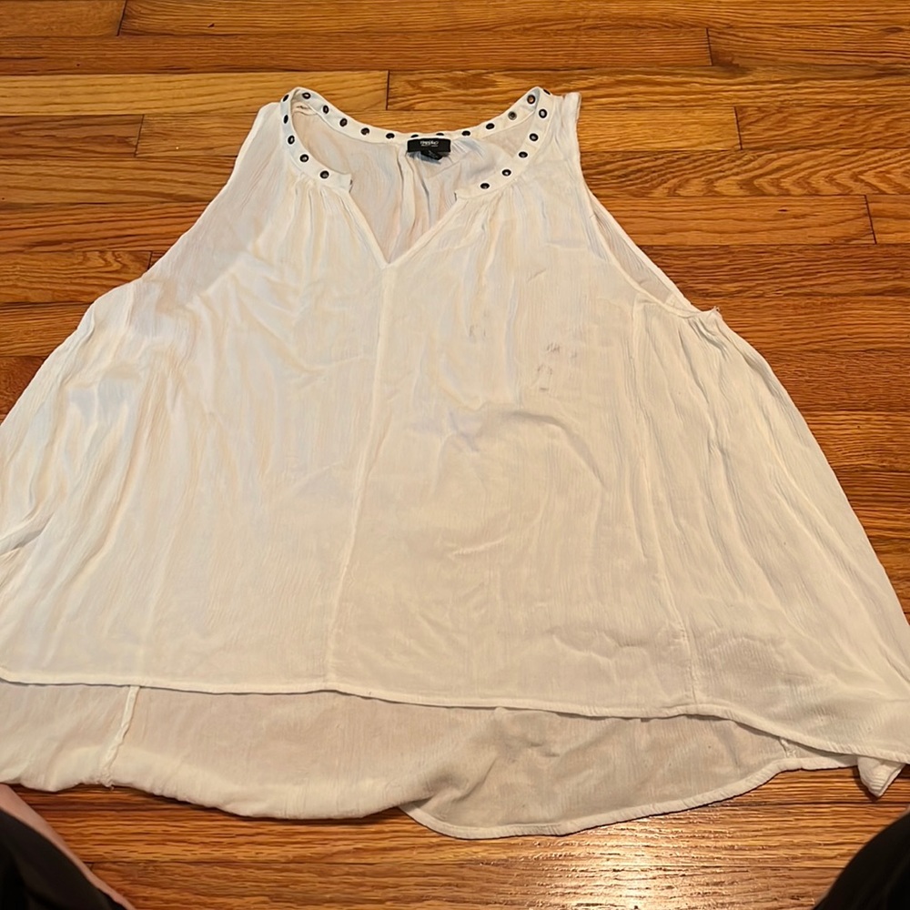 White tank top